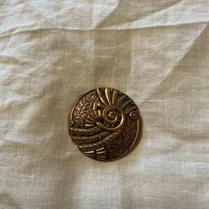 Vintage Gold Brooch